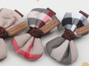 گل سر انبری بربری Burberry