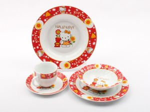 سرویس غذاخوری 5 تکه کیتی Hello Kitty