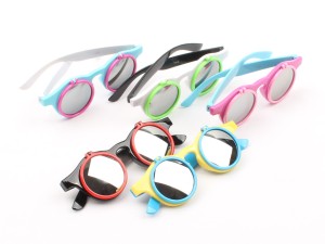 عینک آفتابی (4-2 سال)