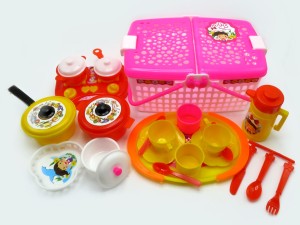 سبد پیک نیک گل خانم 28 پارچه