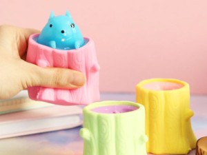 فیجت سنجاب رنگی