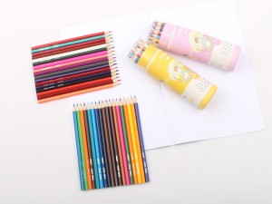 مداد رنگی 36 رنگ لوله ای