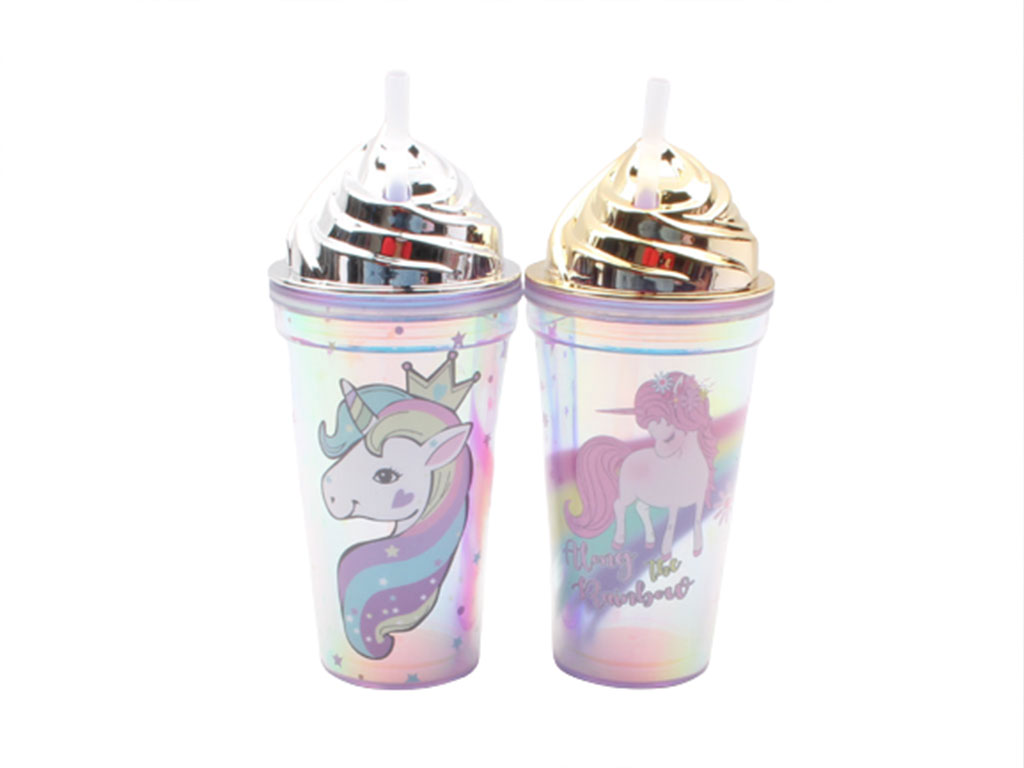 لیوان اسموتی نی دار اسب تک شاخ