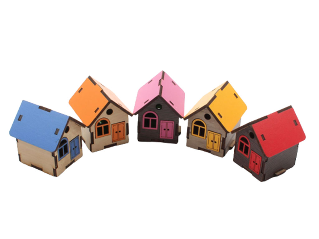 تراش مخزن دار کلبه چوبی