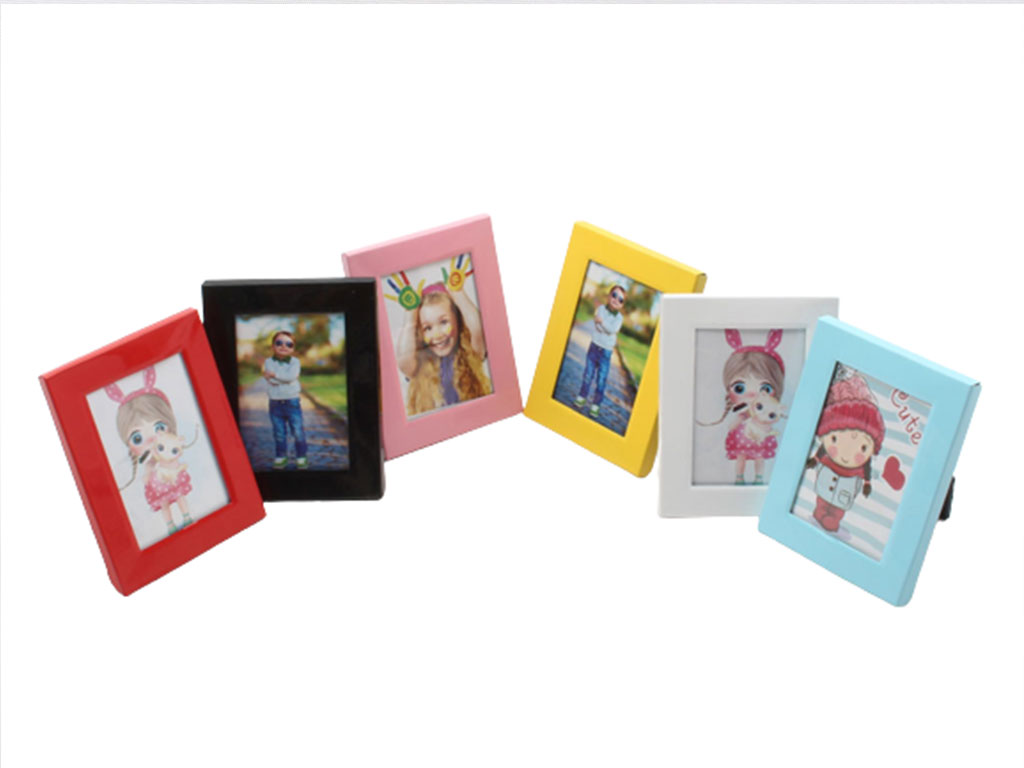 قاب عکس رومیزی رنگی (سایز متوسط)