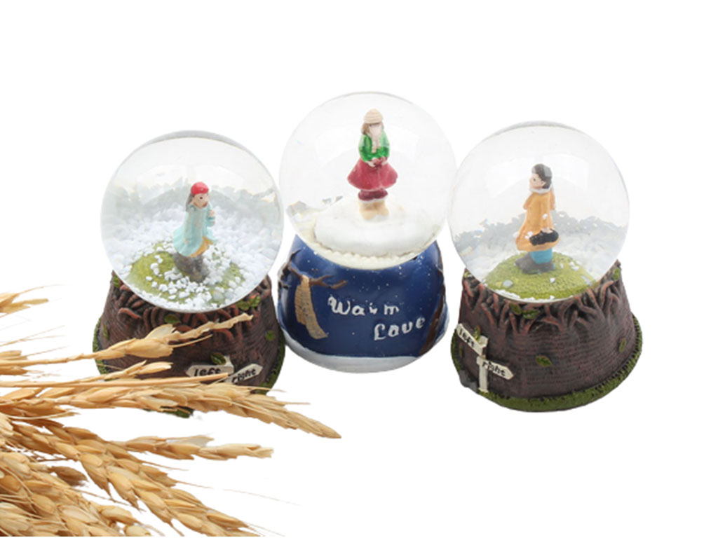 گوی شیشه ای چراغ دار (سایز کوچک)