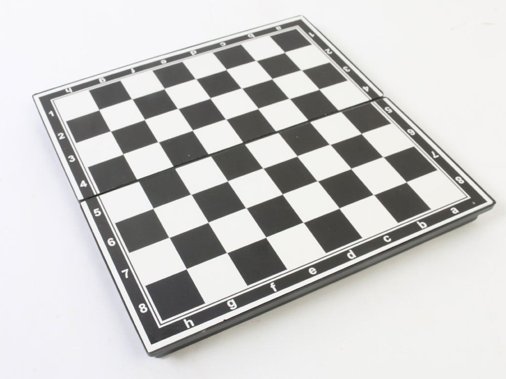 بازی شطرنج و تخته نرد آهنربایی کیش و مات فکرآوین