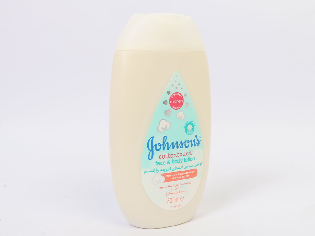 لوسیون صورت و بدن کودک 300 میل حاوی روغن پنبه دانه جانسون johnsons