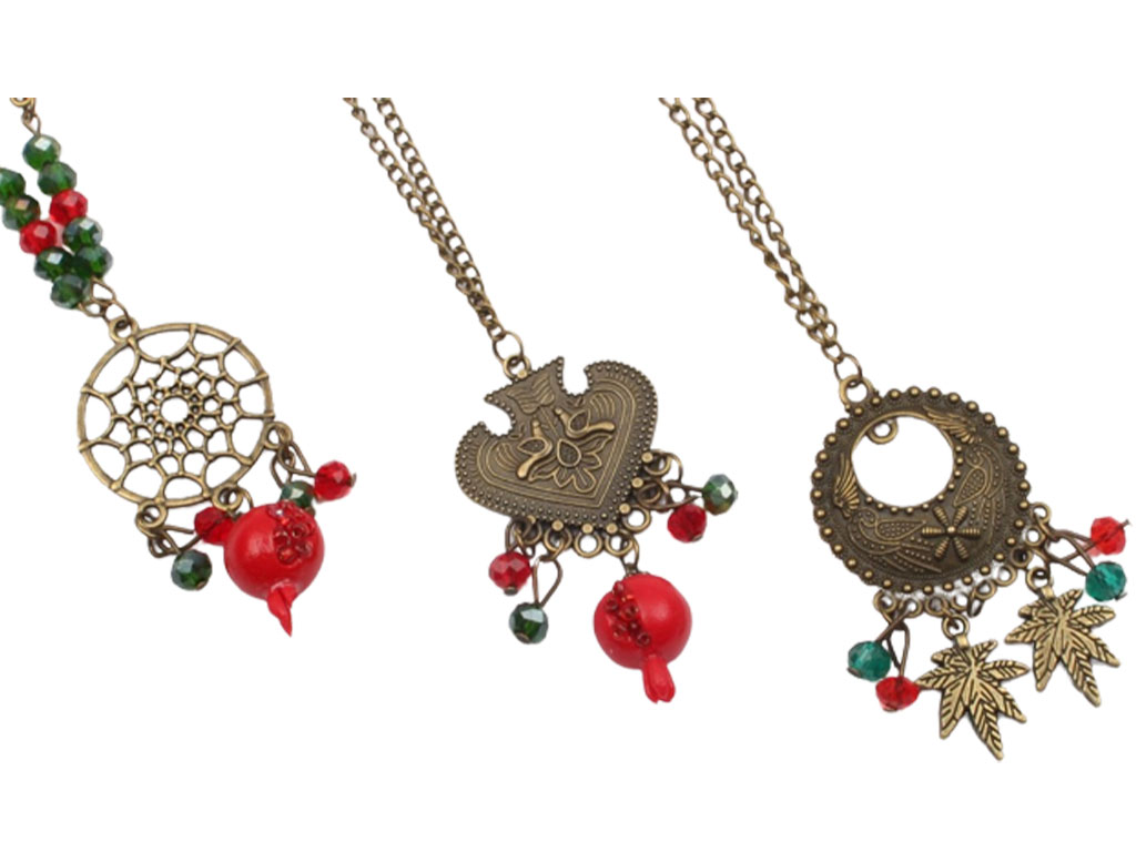 گردنبند انار و مهره یلدایی (تنوع طرح)