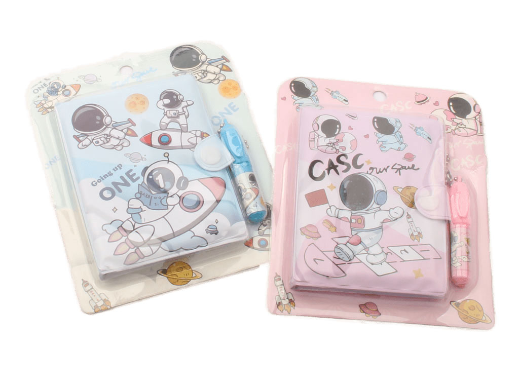 دفترچه یادداشت فانتزی فضانورد