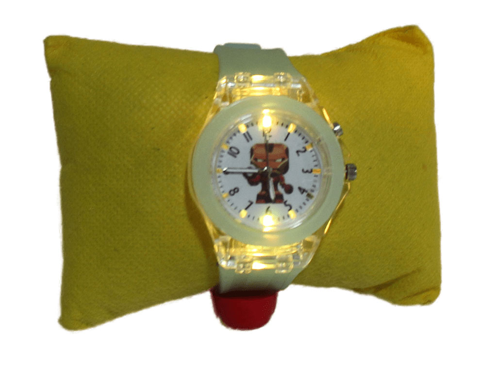 ساعت مچی چراغ دار مرد آهنی