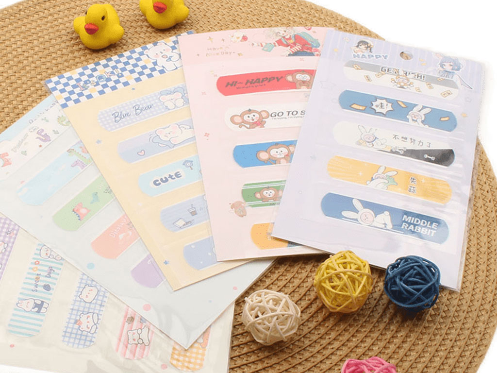 چسب زخم فانتزی