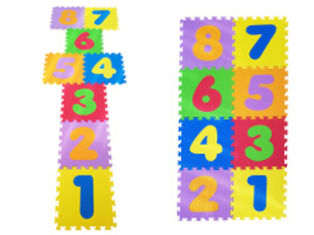 کفپوش پازلی فومی 8 تکه مدل بازی لی لی و اعداد انگلیسی