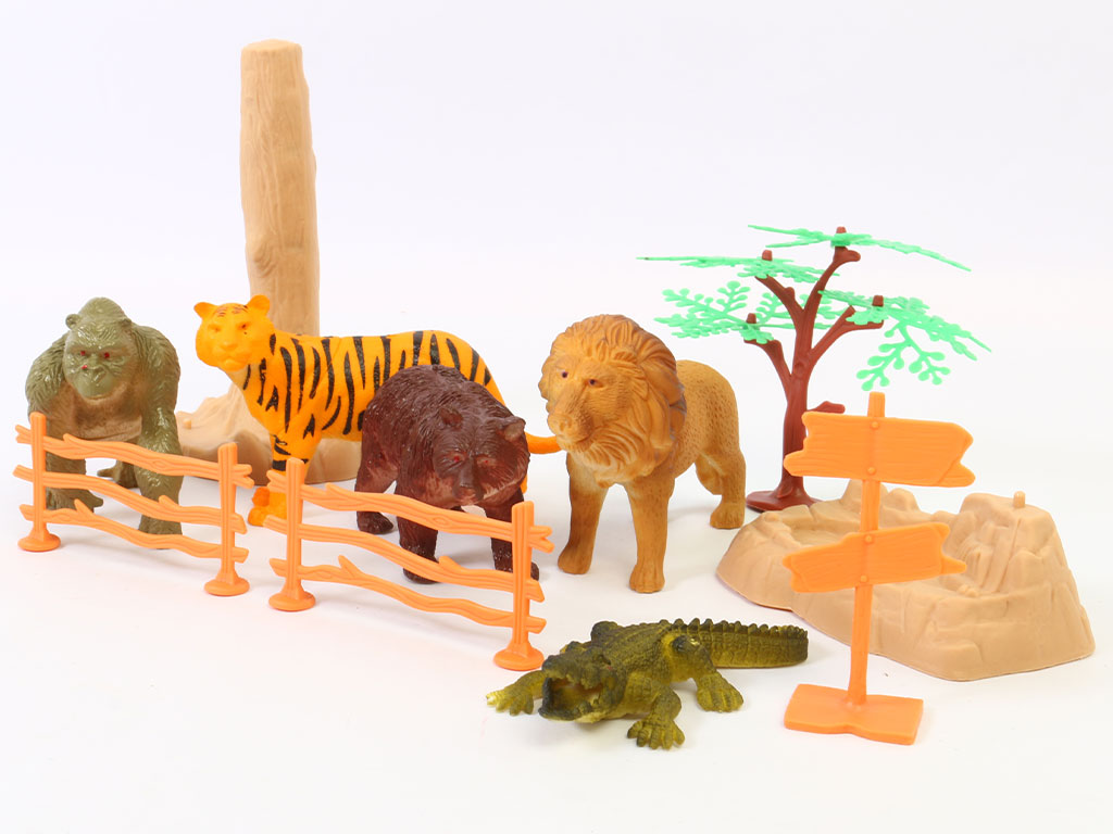 فیگور حیوانات جنگل 8 عددی همراه با درخت، حصار مزرعه و ... دارای ظرف پلاستیکی