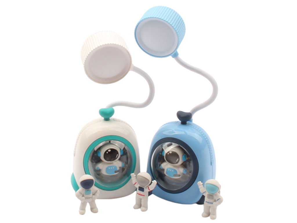 چراغ خواب و مطالعه فضانورد