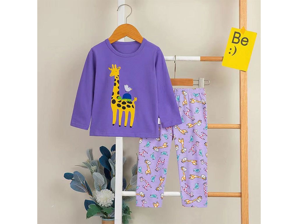 بلوز و شلوار راحتی دخترانه بنفش رنگ طرح زرافه