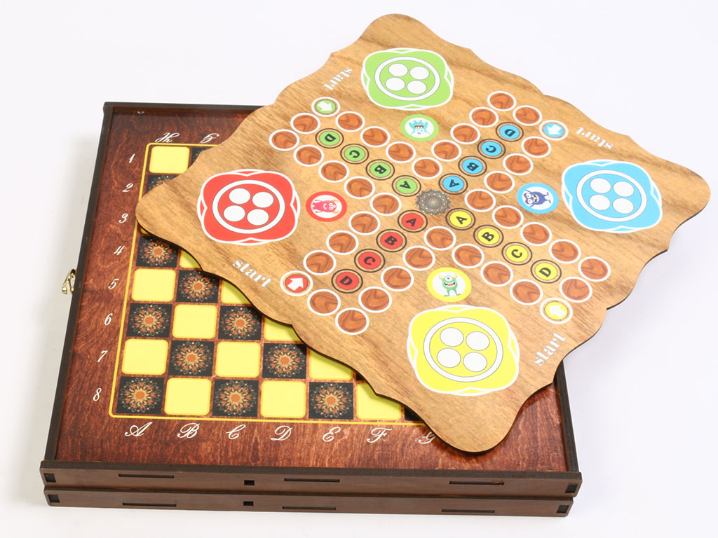 مجموعه بازی های فکری و مهره ای چوبی (5 بازی در 1 بسته) دارای کیف چرمی هدیه