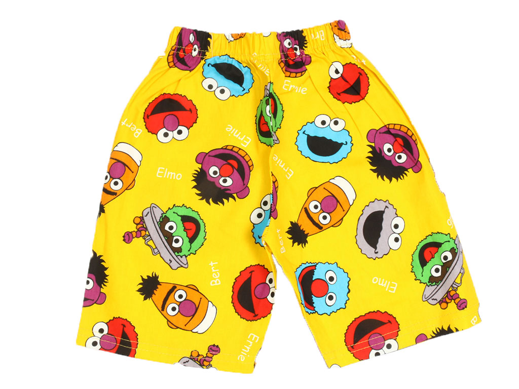 شلوارک کمرکش پسرانه زرد رنگ طرح کارتونی