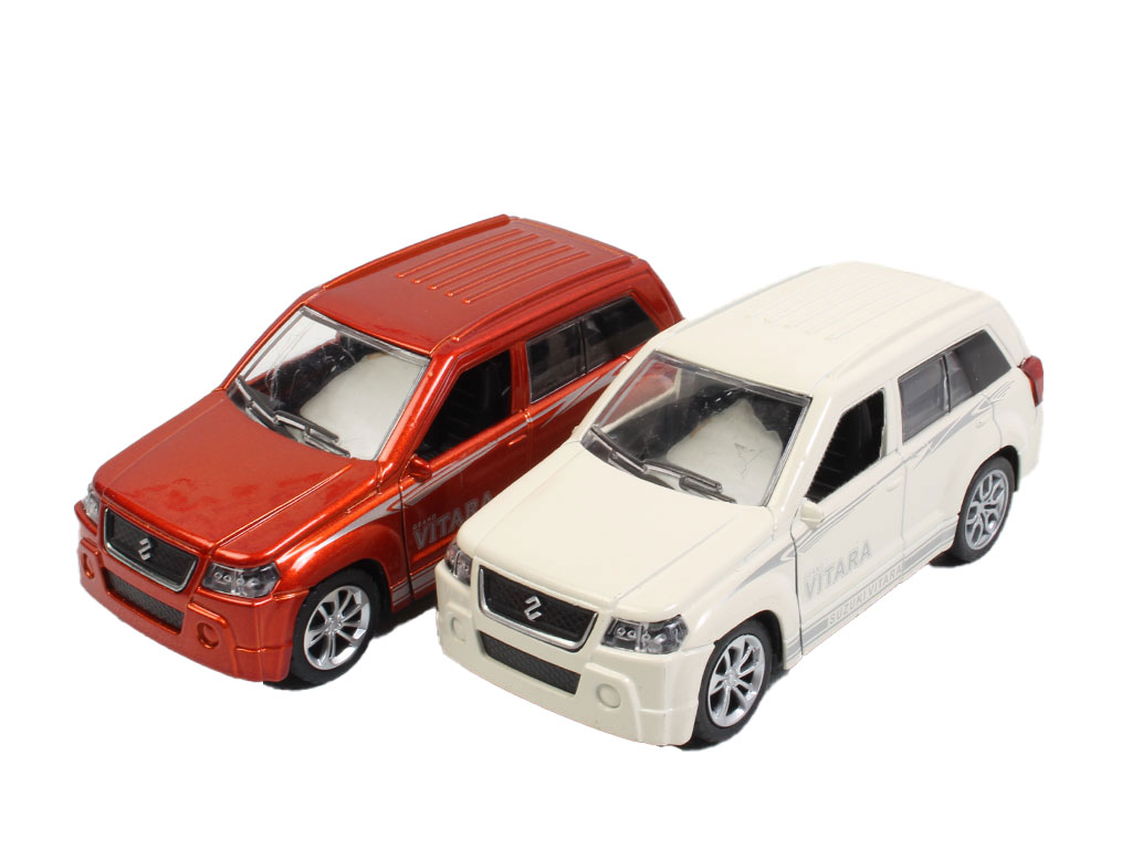 ماشین فلزی عقب کش، موزیکال و چراغدار اسباب بازی طرح سوزوکی گرند ویتارا