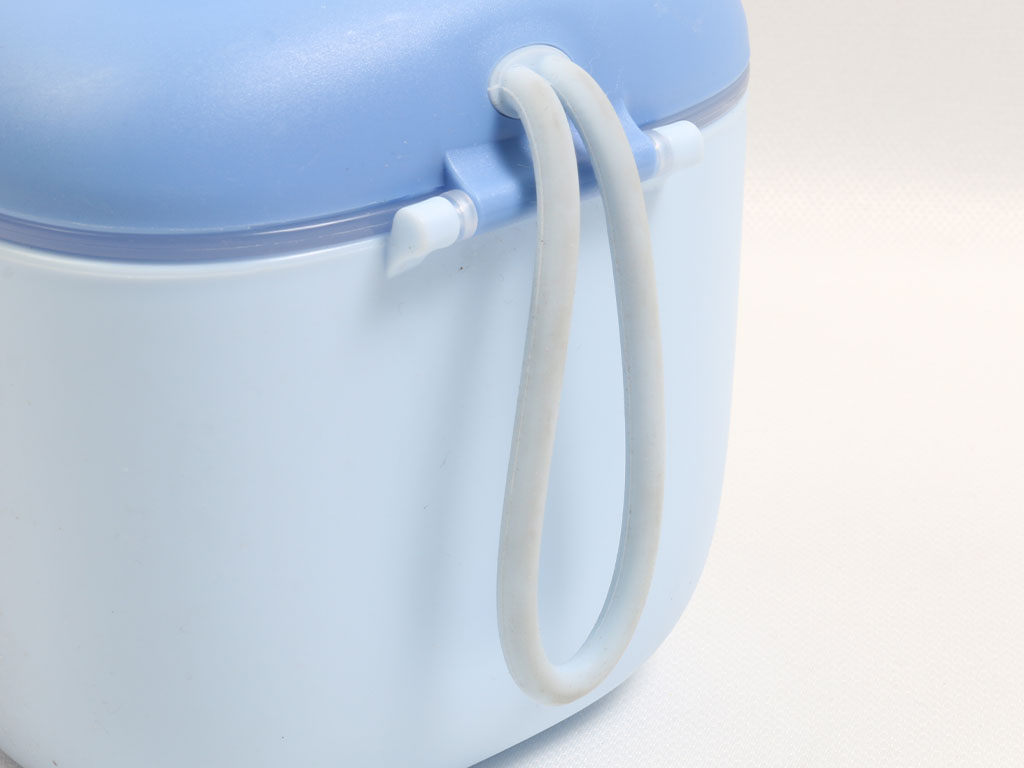 ظرف ذخیره شیر خشک پیمانه دار نوزادی و انبار غذای کودک طرح قورباغه استیکردار