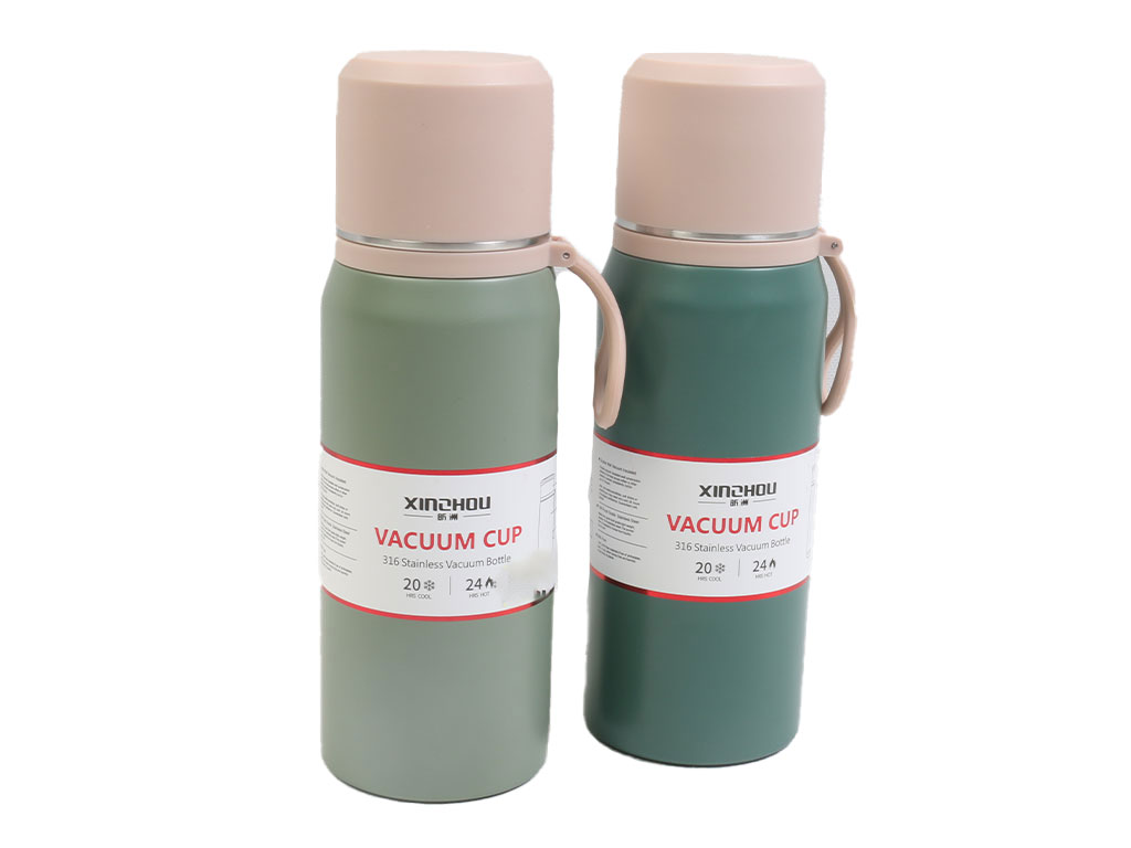 فلاسک استیل حجم 500 میلی لیتر با بند سیلیکونی