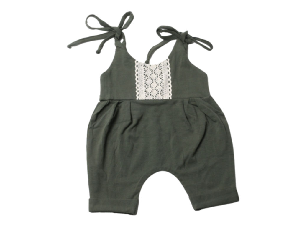 رامپر نوزادی دخترانه یشمی رنگ دانتل دوزی شده