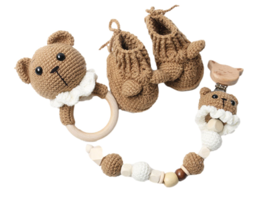 ست سیسمونی بافتنی (پاپوش، جغجغه و بند پستانک)