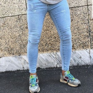 تخفیف ویژه شلوار جین مردانه پسرانه با دوام بالا و عالی رنگ آبی باارسال رایگان