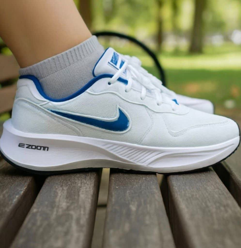 کفش کتونی اسپرت مردانه مدل نایک طرح دار رنگ سفید و آبی