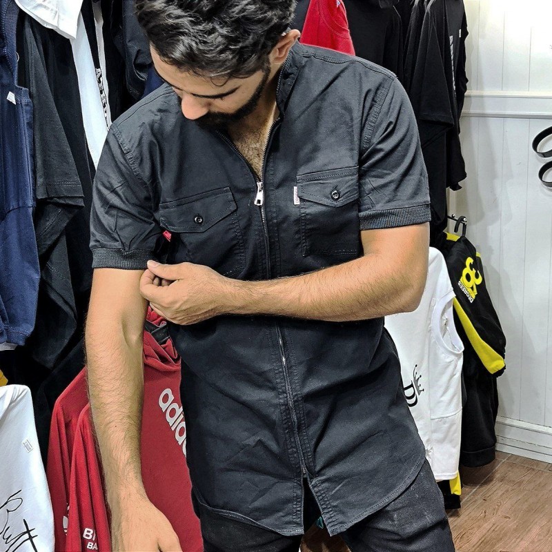 آفر ویژه پیراهن دکمه ای آستین کوتاه مردانه  جدیدو باکیفیت رنگ مشکی با ارسال رایگان