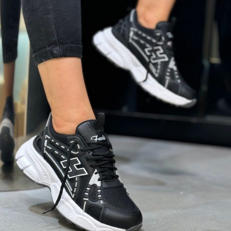 افر ویژه کفش اسپرت دخترانه مدل H خوش پا و بسیار راحت رنگ  مشکی زیره سفید با ارسال رایگان