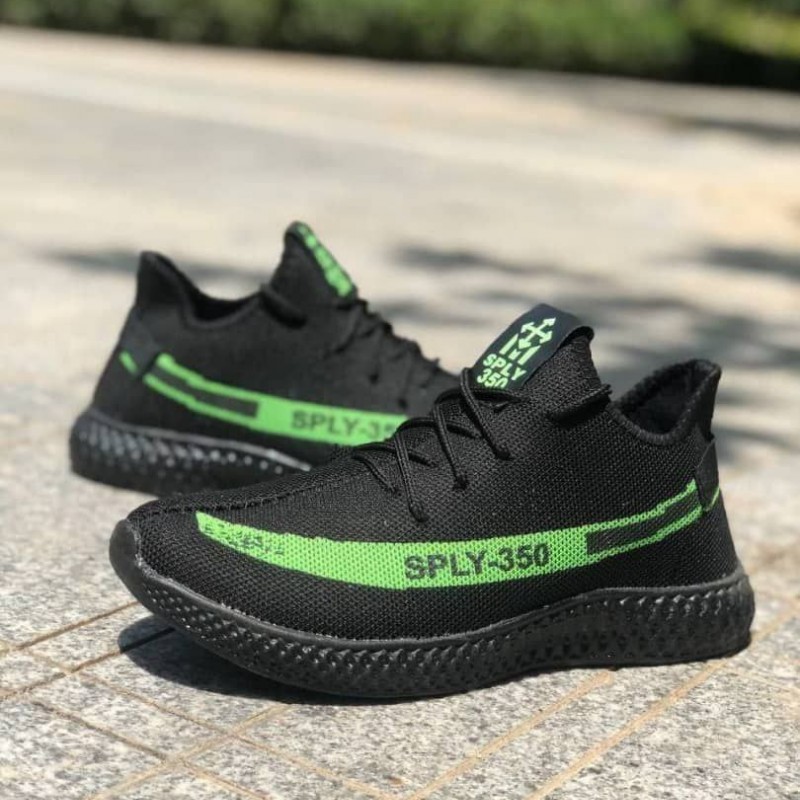 حراااج  ویژه ست کفش اسپرت بافت مردانه و زنانه بسیار شیک و ارزان  رنگ مشکی سبز باارسال رایگان