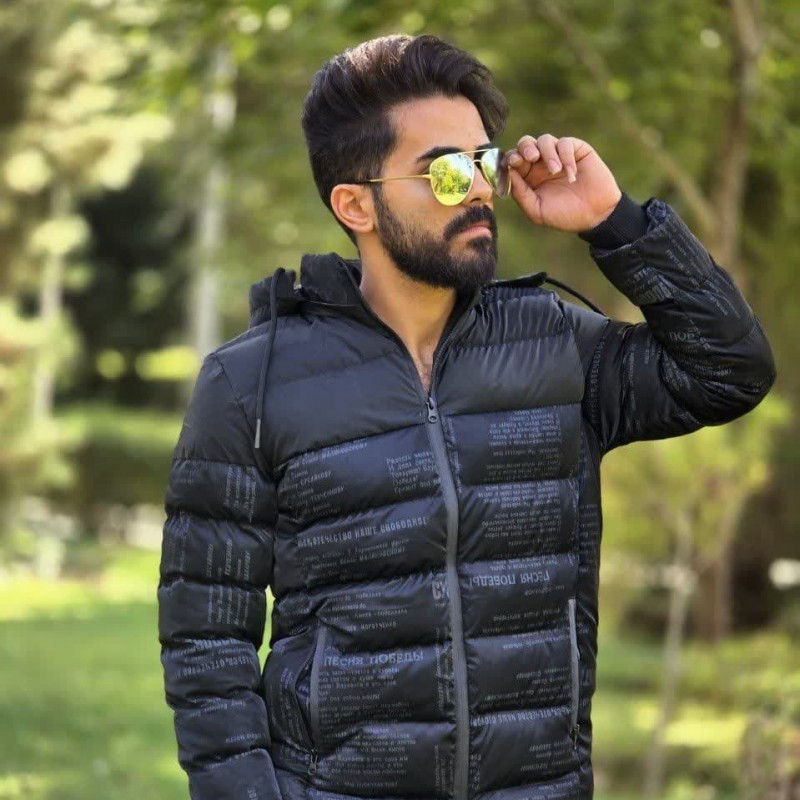 فروش ویژه کاپشن  مردانه و پسرانه با  جنسی فوق العاده رنگ مشکی باارسال رایگان