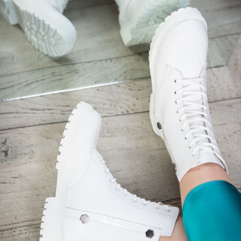 حراج استثنایی نیم بوت زنانه دخترانه طرح ویژه پاییز رنگ سفید تمام باارسال رایگان