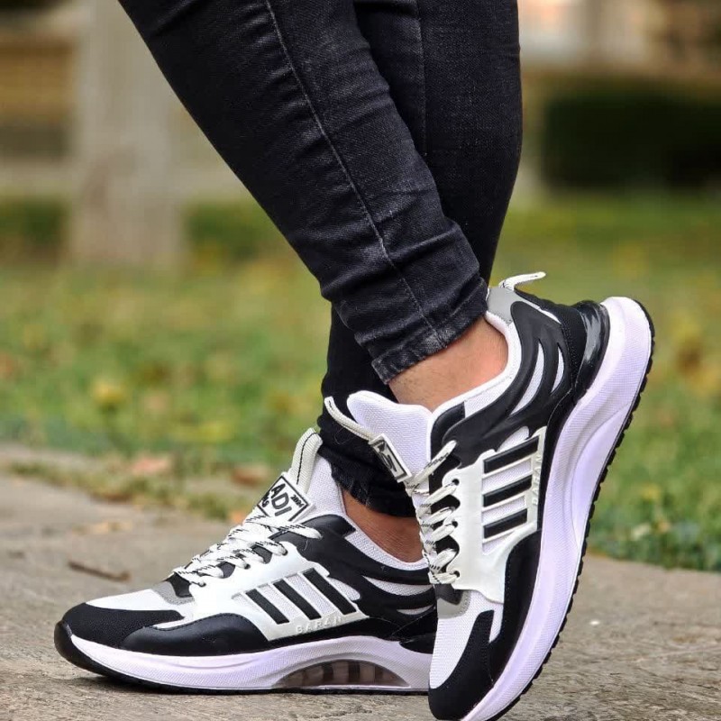 فروش ویژه کفش اسپرت مردانه پسرانه  مدل ادیداس با کیفیت و راحت رنگ مشکی سفید  با ارسال رایگان کد 3491