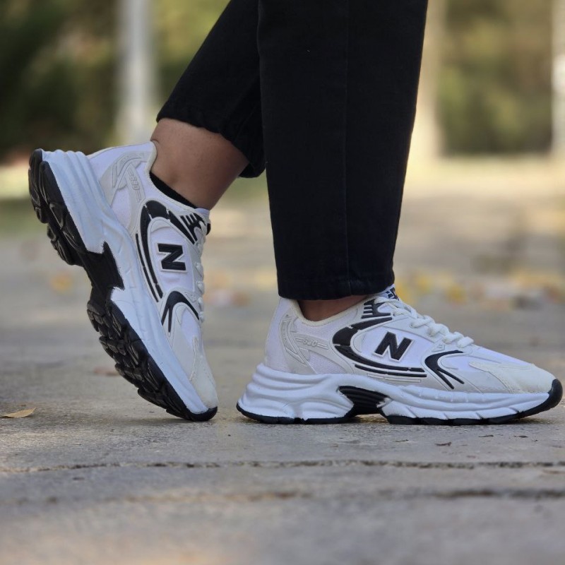 حراج ویژه کفش اسپرت زنانه دخترانه مدل نیوبالانس شیک و پرفروش رنگ سفید مشکی با ارسال رایگان