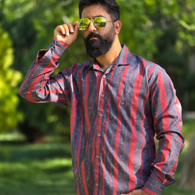 حراج  ویژه پیراهن دکمه ای آستین دار مردانه طرح ابر و بادی جذاب رنگ طوسی قرمز با ارسال رایگان