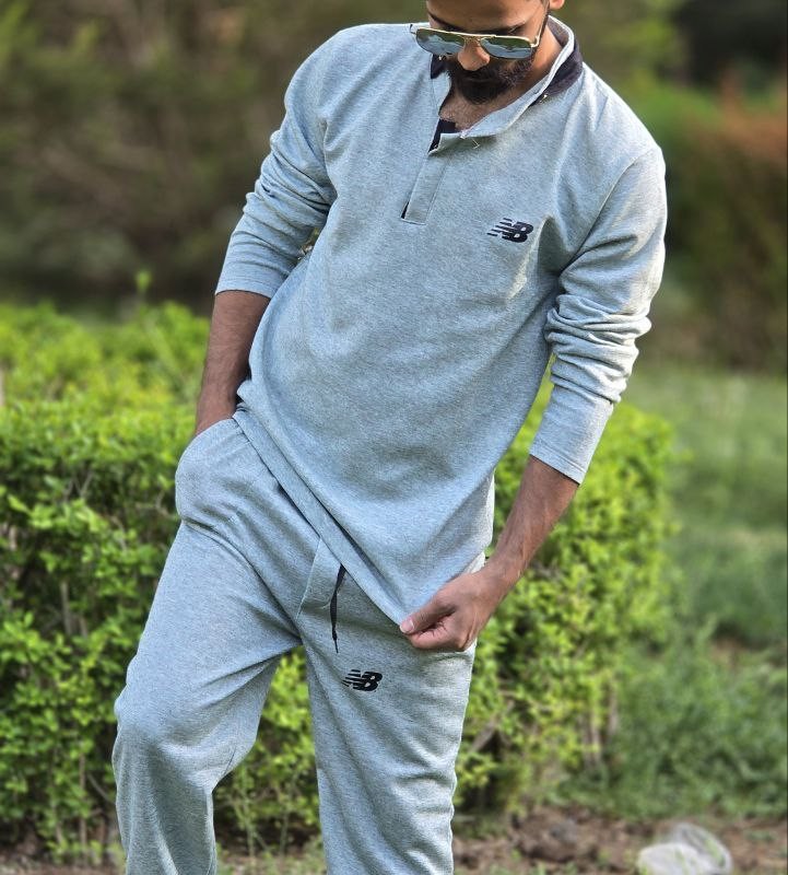 فروش عالی ست بلوز و شلوار مردانه رنگ آبی تن خور عالی جنس نرم  باارسال رایگان