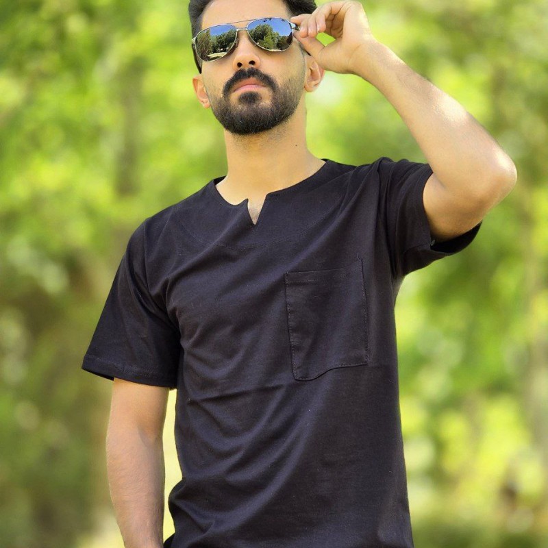 حراجیییی تیشرت مردانه پسرانه ساده یقه کوبایی جیب دار بسیار راحت وخاص رنگ مشکی  باارسال رایگان