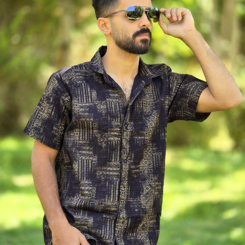 آفر ویژه پیراهن دکمه ای آستین کوتاه مردانه بسیار شیک و جذاب رنگ مشکی با ارسال رایگان