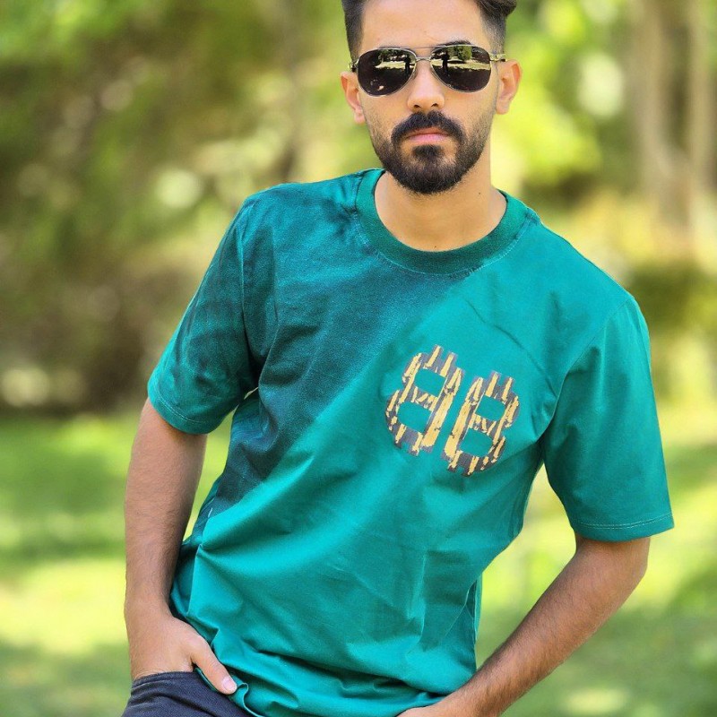 فروش ویژه  تیشرت مردانه پسرانه طرح بالنسیاگا باکیفیت و جنس عالی رنگ سبز  باارسال رایگان