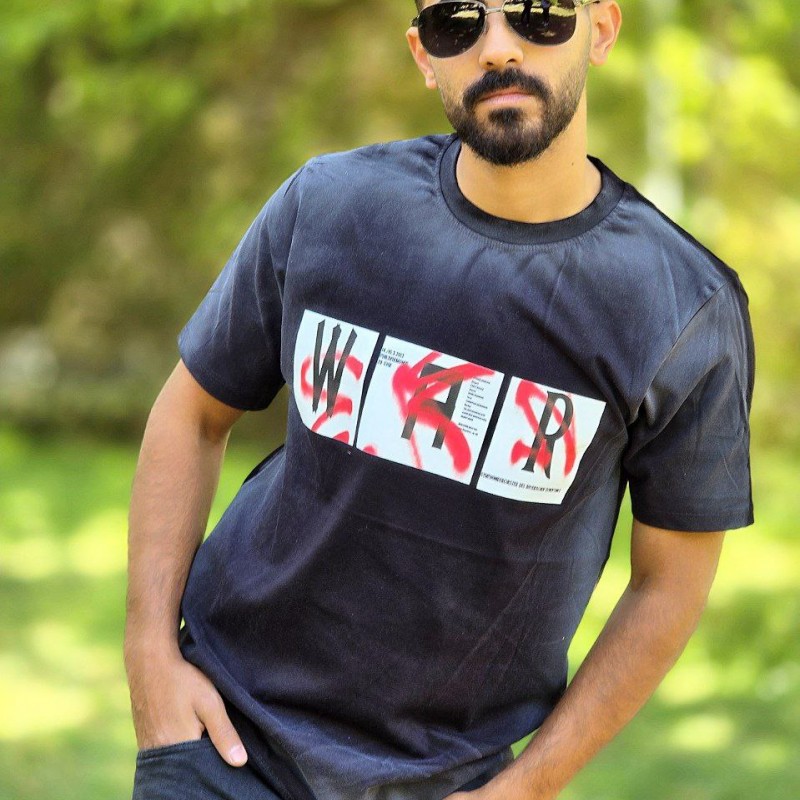 فروش فوق العاده تیشرت مردانه پسرانه  طرح WAR جدید و زیبا رنگ مشکی باارسال رایگان