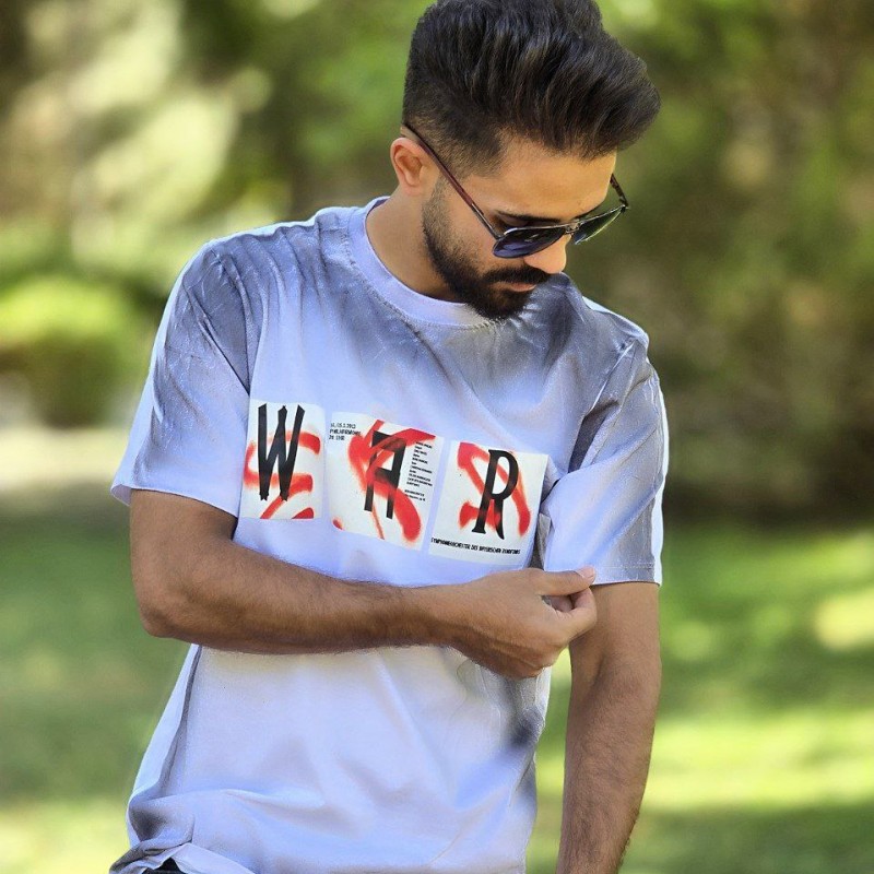 حراج ارزان  تیشرت مردانه پسرانه  طرح WAR  با کیفیتی بی نظیر رنگ سفید  باارسال رایگان