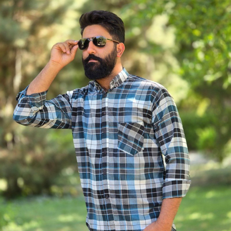 حراج بی نظیر پیراهن دکمه ای آستین دار مردانه مدل چهارخونه ای مناسب آقایون خوش سلیقه  رنگ مشکی آبی با ارسال رایگان