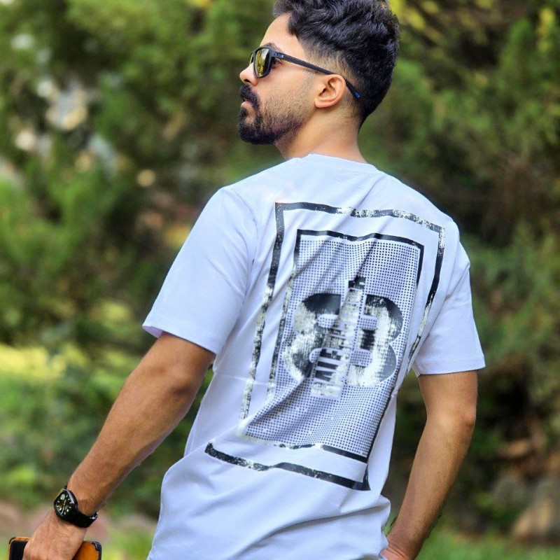 تخفیف عالی تیشرت مردانه پشت چاپ نگینی مدل بالنسیاگا با کیفیت بالا رنگ سفید  با ارسال رایگان