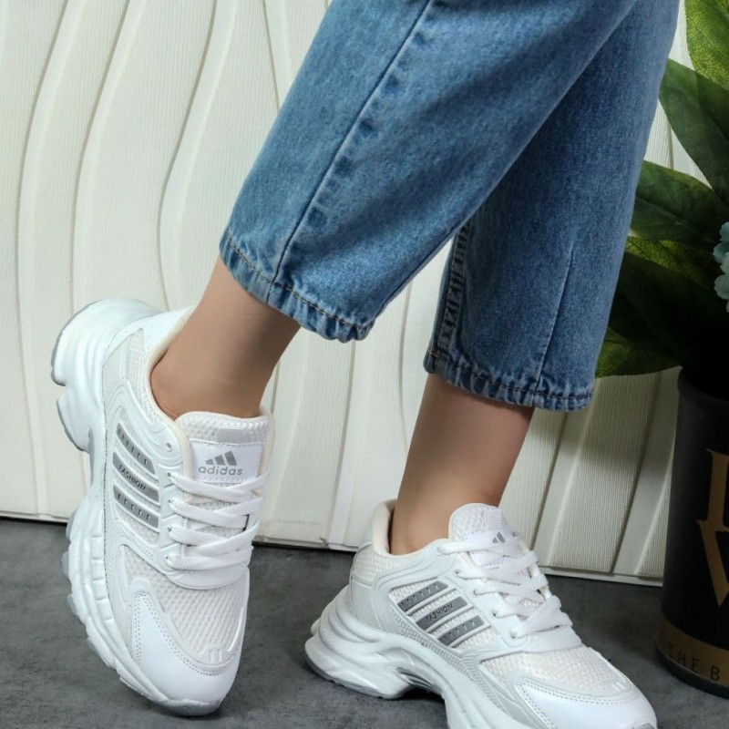 تخفیف فوق العاده عالی این هفته کفش کتونی اسپرت دخترانه زنانه مدل آدیداس خاص و با کیفیت رنگ سفید طوسی باارسال رایگان