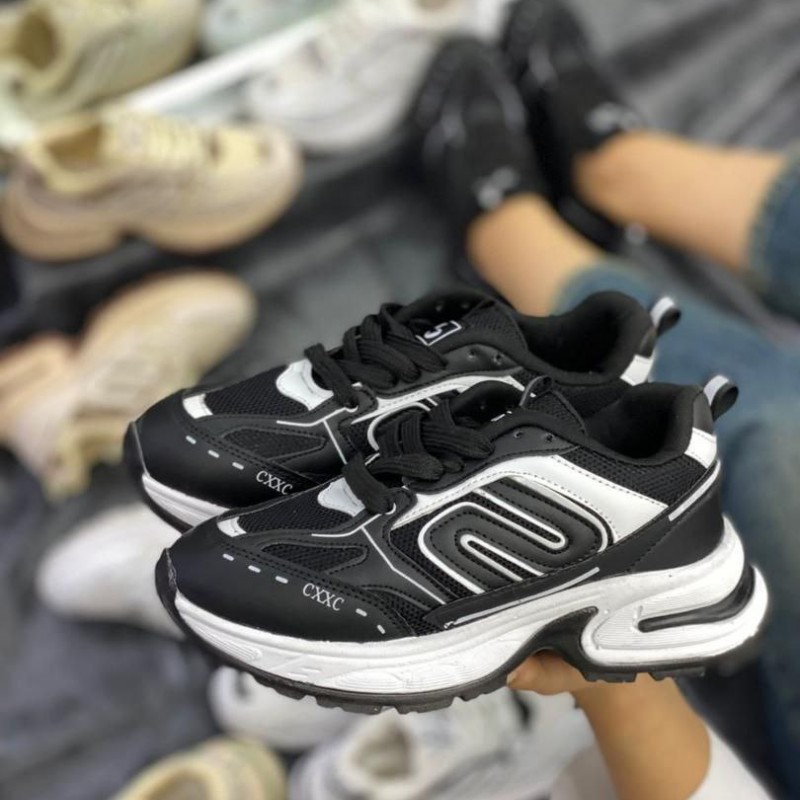 حراج ارزان کفش اسپرت مدل S دخترانه زنانه نرم و سبک رنگ مشکی سفید با ارسال رایگان