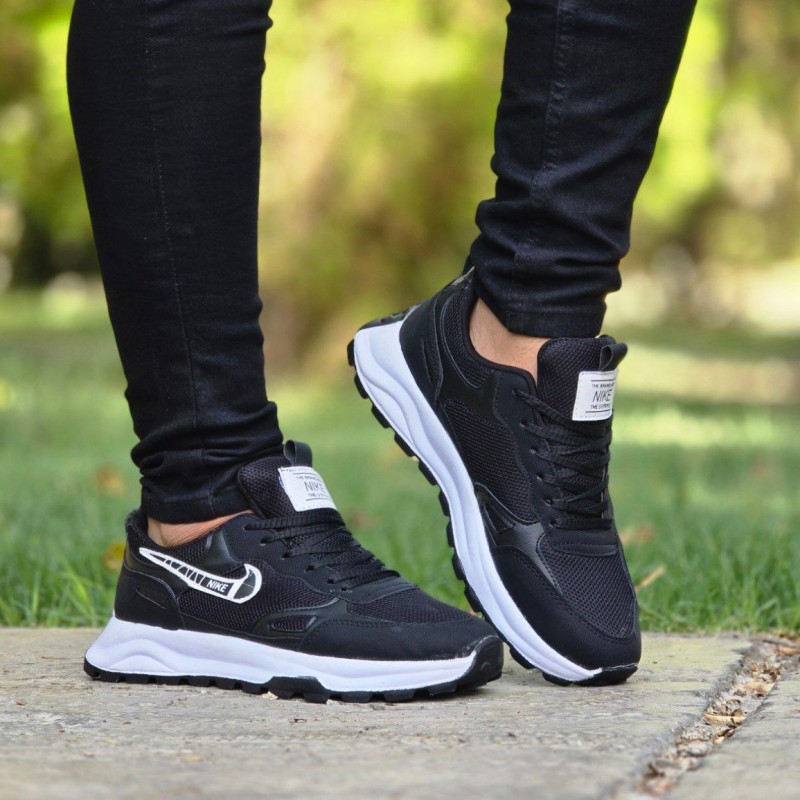 فروش ویژه کفش کتونی اسپرت نایک مردانه پسرانه خاص و شیک رنگ مشکی تمام زیره سفید  با ارسال رایگان