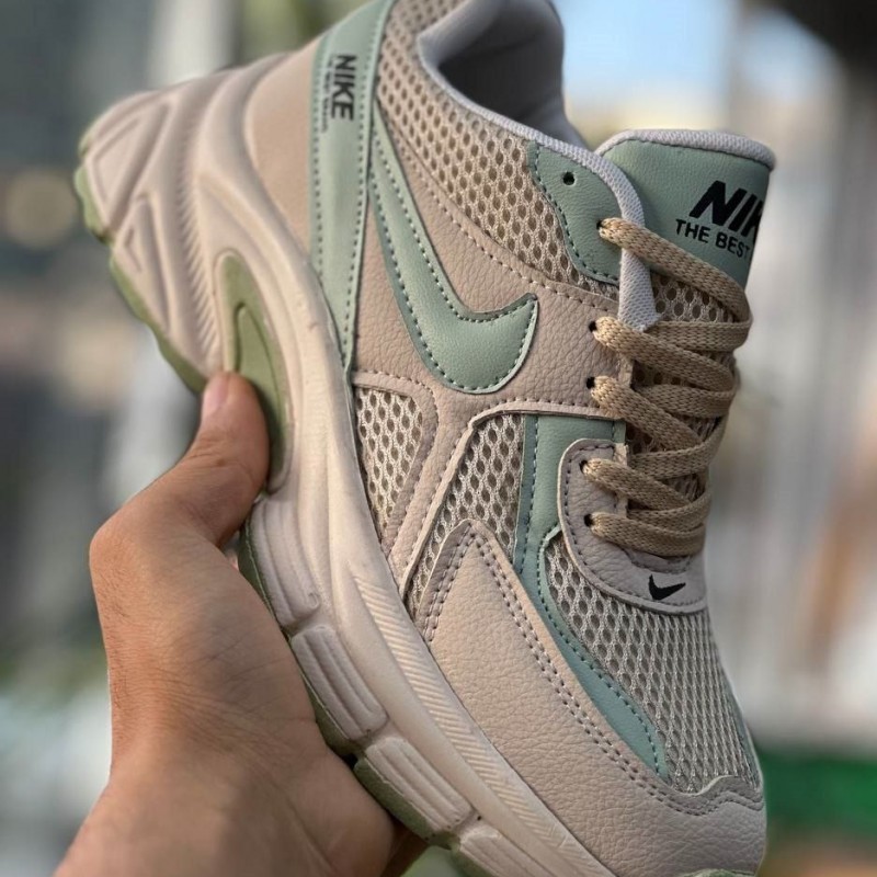 فروش پرطرفدار کفش اسپرت نایک زنانه دخترانه با کیفیتی عالی رنگ کرم سبز  با ارسال رایگان