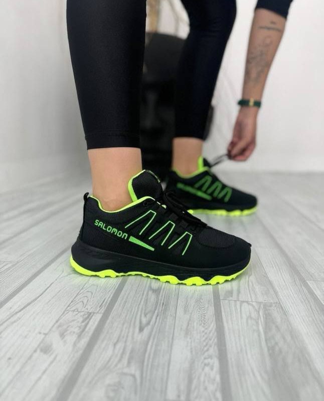 فروش عالی کفش کتونی اسپرت مردانه پسرانه مدل سالامون سبک و راحت رنگ مشکی سبز با ارسال رایگان